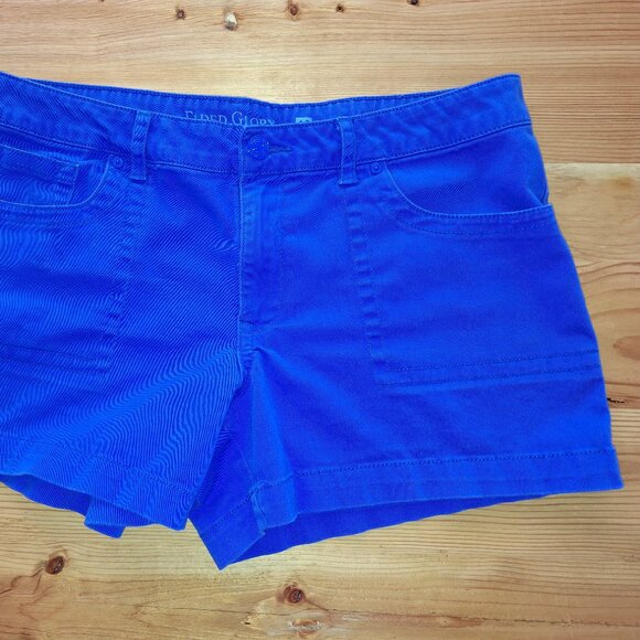 Beautiful Blue Faded Glory Shorts with Pockets - Picture 2 of 6